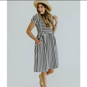 Roolee Mom Nursing Dress